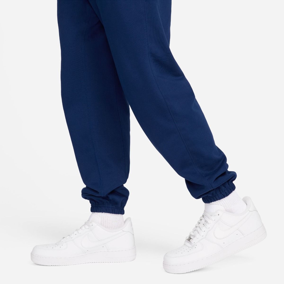 PANTALÓN JOGGER NIKE image number null