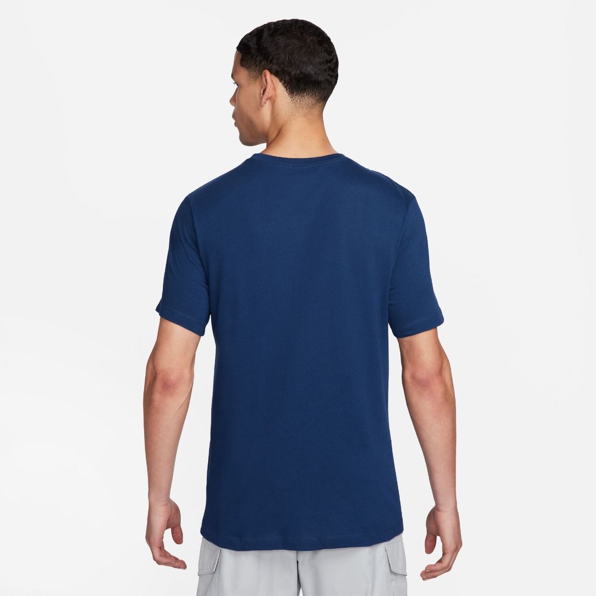 CAMISETA AZUL ESCUDO NIKE image number null